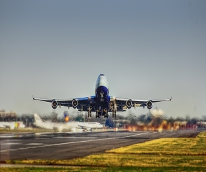 avion despegando