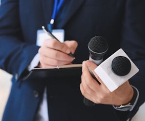 imagen Becas de prácticas en la Agencia EFE para estudiantes de Periodismo y Comunicación Audiovisual 2026