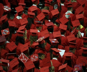 imagen ¿Qué son las microcredenciales? Los nuevos títulos para que los adultos vuelvan a la universidad