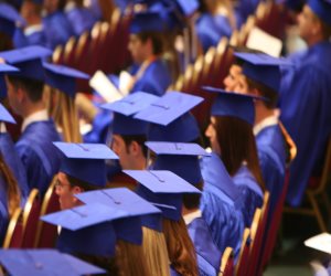 imagen Grados universitarios de tres años y másteres de dos