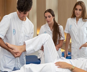 imagen Dónde estudiar Fisioterapia en Madrid con prácticas reales en clínicas y hospitales